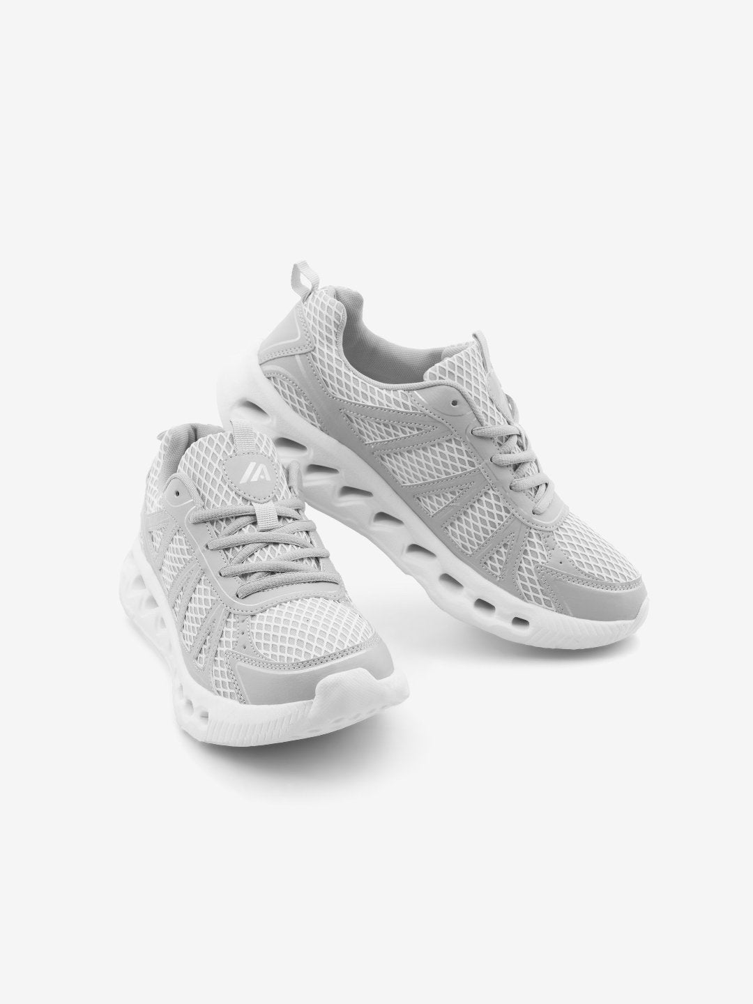 IA Featherlight Silver Breathable Minimalist Low Top Sneakers